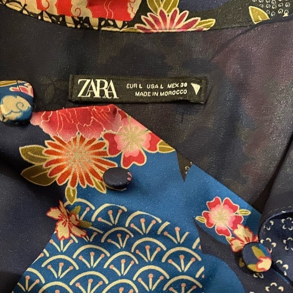 Zara 2 piece set crop top and mini skirt oriental satin effect style Size L & M - Picture 5 of 14